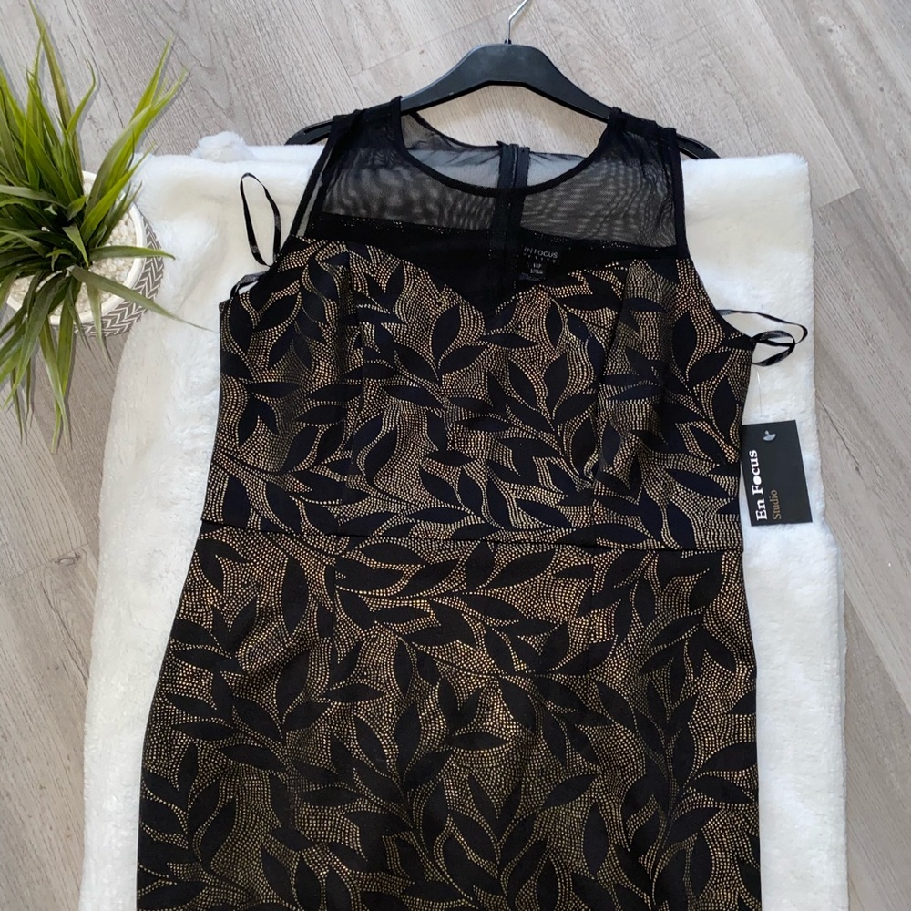 NEW ENFOCUS Dress ❤️
